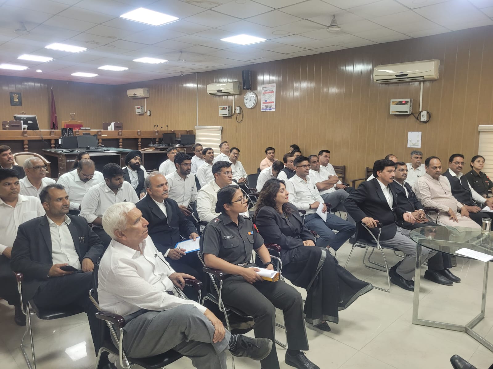 अधिवक्ता परिषद द्वारा "भारतीय नागरिकों के कर्तव्य बोध" विषय पर विचार गोष्ठी आयोजित, पंच परिवर्तन पर हुआ मंथन।