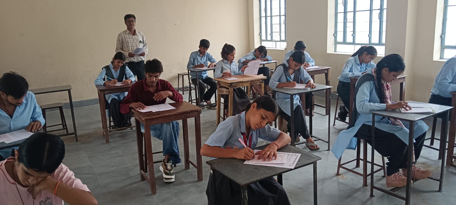 798 केंद्रों पर 1.01 लाख विद्यार्थियों ने दी संघ शताब्दी यात्रा सामान्य ज्ञान परीक्षा